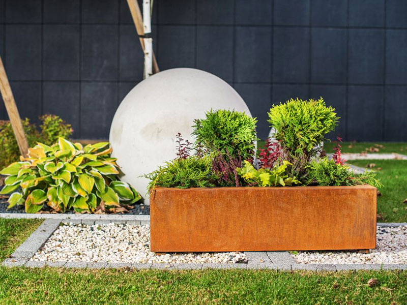 corten garden elements